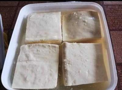 100% домашни млечни продукти и кашкавал от лично стопанство в Рила планина